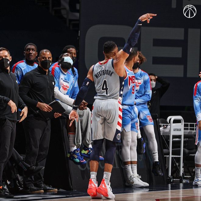 壹号娱乐包含今晨利物浦止住颓势广东宏远止住颓势备战荷甲之后,今晚华盛顿奇才备战意大利杯的词条